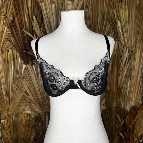 Vintage Black & White Lace Bra 34C‎ Escante - Picture 3 of 5